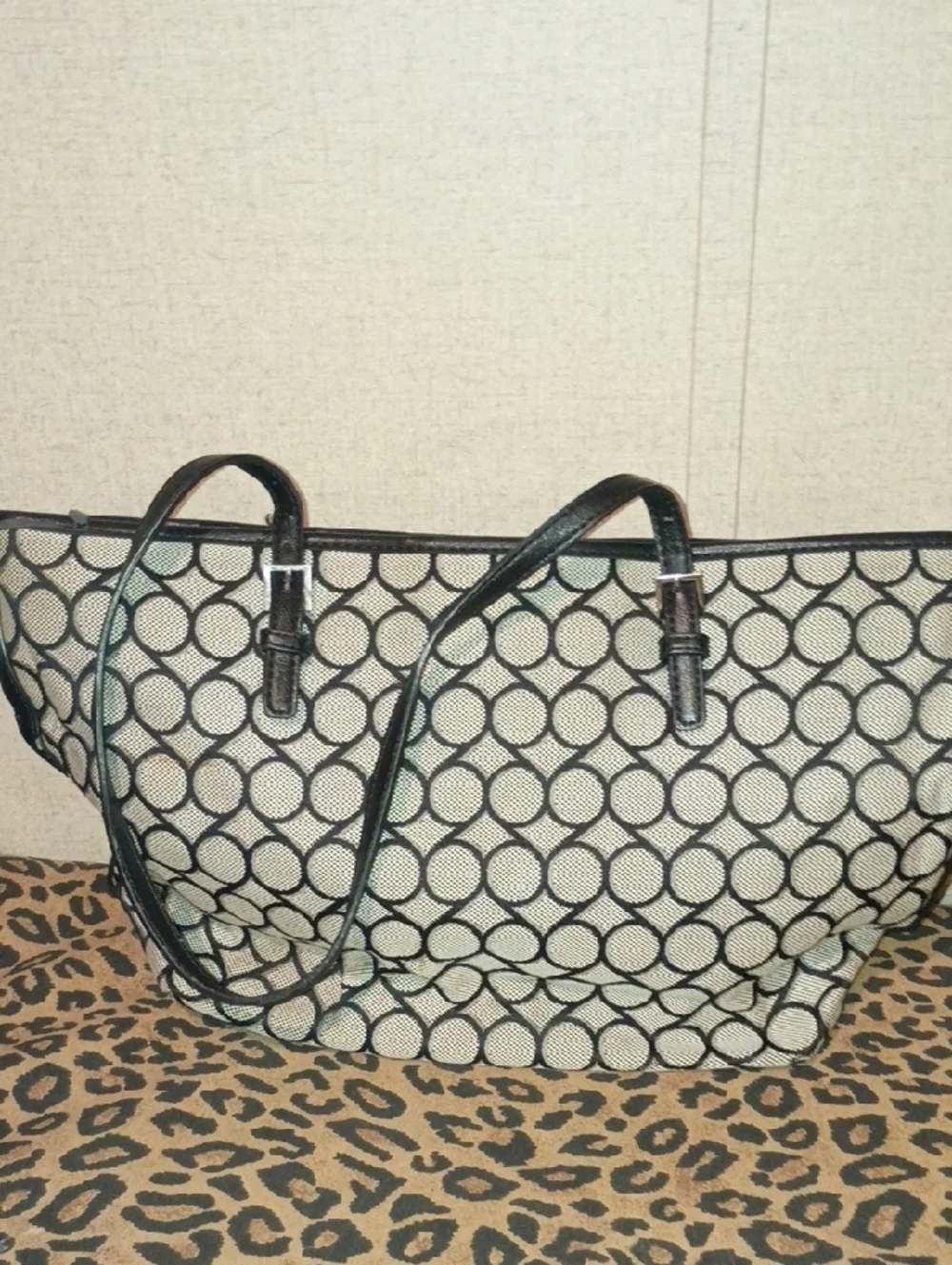 Nine West - Picture 2 of 2